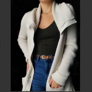 Calvin Klein Cardigan ❄️